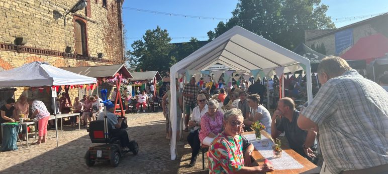 Heimatfest in Glöthe am 23. August 2025 – Tradition, Gemeinschaft und gute Laune auf „Schmidts Hof“